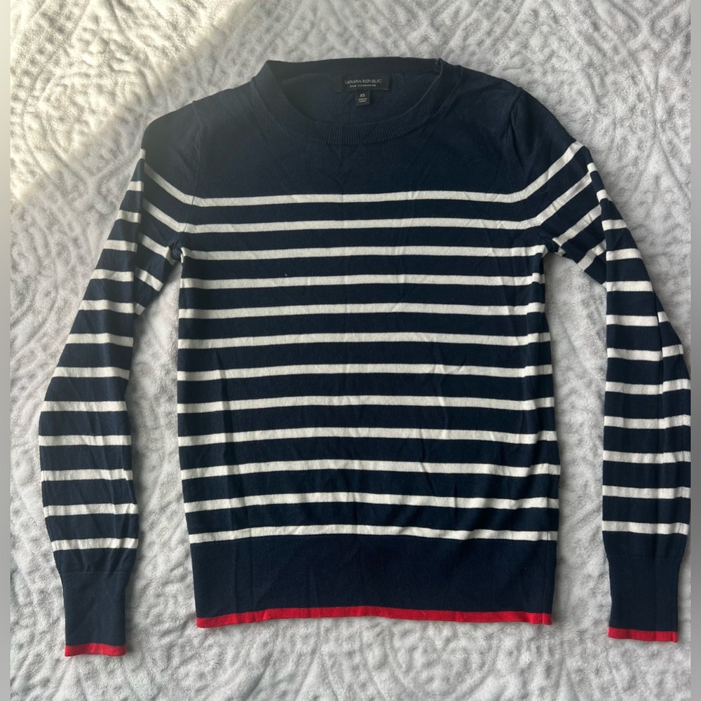 Banana Republic Silk Cashmere Sweater Size XS - Picture 2 of 8